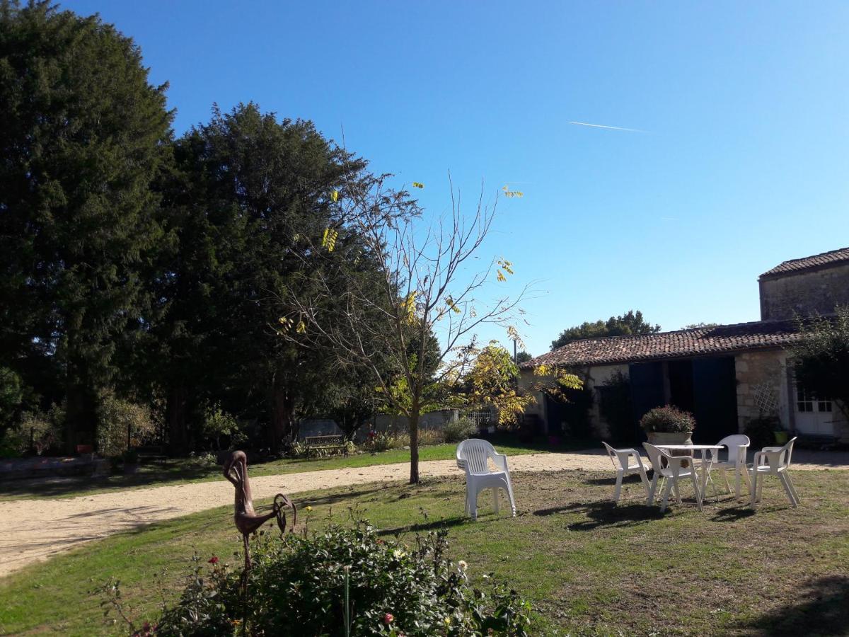 ChaniersLe Logis Du Plessis住宿加早餐旅馆 外观 照片