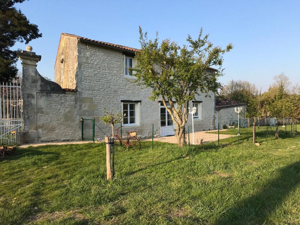 ChaniersLe Logis Du Plessis住宿加早餐旅馆 外观 照片